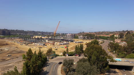 Neubau-Des-Aztec-Stadions-In-Mission-Valley,-San-Diego