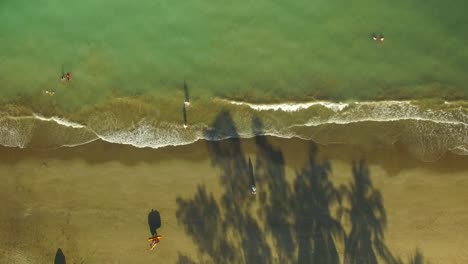 Espectacular-Vista-Aérea-Con-Drone-De-La-Hermosa-Playa-De-Villa-Rica,-Veracruz,-México