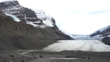 Athabasca-Gletscher-Alberta,-Kanada,-Sich-Schnell-Zurückziehendes-Eisfeld-In-Den-Kanadischen-Rocky-Mountains,-Panorama