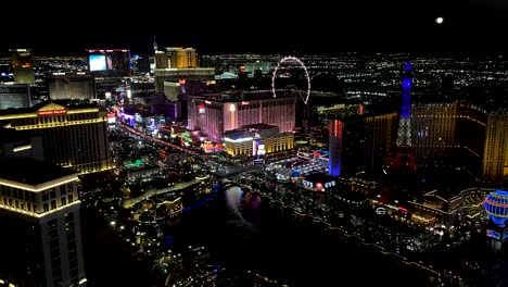 Las-Vegas-Blvd-En-Auge-Con-El-Turismo-Y-Los-Viajes