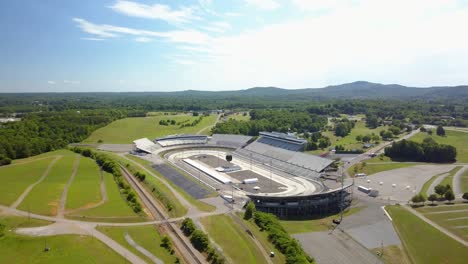 Martinsville-Speedway-In-Martinsville-Virginia-Luftaufnahmen,-Covid-Pandemie,-Soziale-Distanzierung