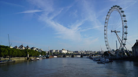 Londres,-Inglaterra,-Circa:-Timelapse-Ciudad-De-Londres-Con-Ojo-De-Londres