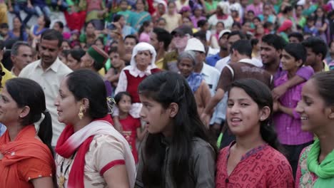 Multitud-India-En-El-Festival-Religioso-Indio---Feria