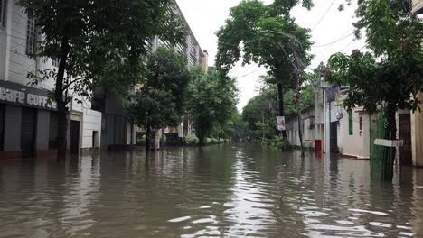 Agua-Registrada-En-Las-Calles-De-Kolkata-Después-De-Una-Fuerte-Tormenta-Y-Lluvia