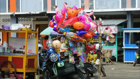 Shop-at-local-markets-in-blora-central-java-Indonesia-on-December-12-2021