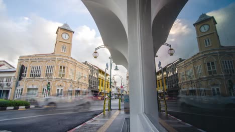 Timelapse-Del-Edificio-Antiguo-De-Phuket-En-El-Casco-Antiguo-De-Phuket-En-Interés-Histórico-En-La-Ciudad-De-Phuket