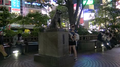 Hachiko-Memorial-statue