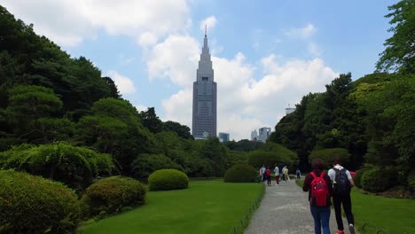 POV-walking-in-Yoyogi-park-with-people