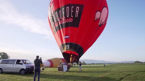 Hand-held-point-of-view-shot,-approaching-balloon