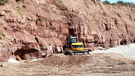 Coastal-erosion-of-cliffs-at-Sidmouth,-Devon-UK