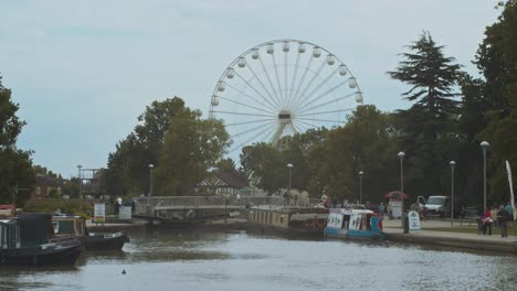 Cuenca-Del-Canal-Stratford-En-La-Ciudad-De-Stratford-Upon-Avon,-Warwickshire,-Inglaterra