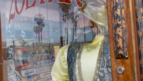 Juego-De-Zoltar-En-El-Malecón