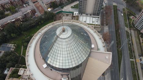 Aerial-view-of-empty-hotel-rooftop-in-the-middle-of-lockdown