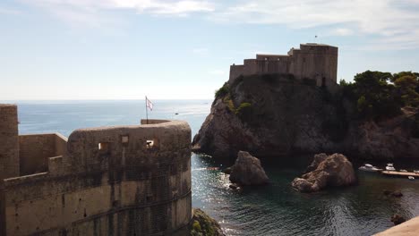 View-of-Fort-Lovrijenac,-Dubrovnik-city-wall-and-Pile-Bay-during-covid-times