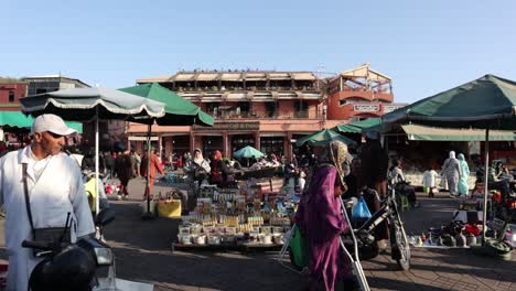 Spaziergang-Durch-Die-Straßen-Von-Marrakesch-–-In-Zeitlupe