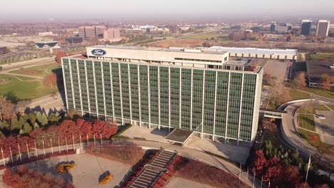 Facade-Of-The-Famous-Henry-Ford-II-World-Center,-Ford-Motor-Company-Headquarters-In-Dearborn,-Michigan