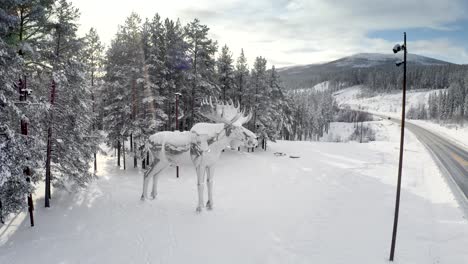 "The-Big-Elk"-is-the-second-largest-moose-satute-in-the-world