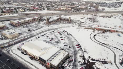 Zerstörter-Apartmentkomplex-In-Der-Nähe-Eines-Gewerbegebiets-Im-Superior-Colorado-Boulder-County,-USA,-Nach-Marshall-Feuerkatastrophe-Niedergebrannt