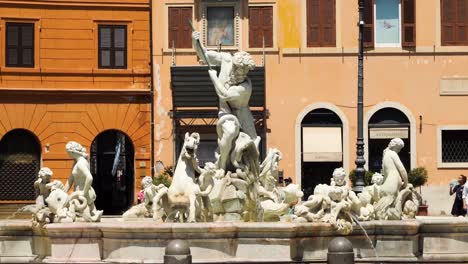 Historischer-Neptunbrunnen-Auf-Der-Piazza-Navona,-Von-Giacomo-Della-Porta