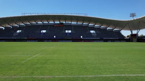 Luftaufnahme-Des-Inneren-Des-Leeren-Rugbystadions-In-Montpellier,-Frankreich