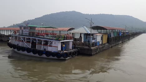 Ferry-trip-service-at-Mumbai-harbor-port-waiting-for-passengers