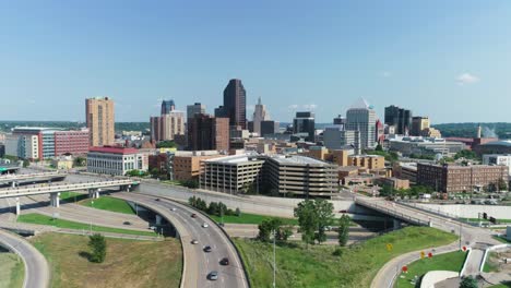 Drone-aerial-of-downtown-Minneapolis-skyline-on-a-sunny-day-in-the-summer