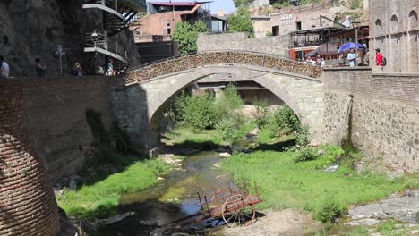 A-view-of-Old-Tbilisi-town-famous-among-tourists-and-visitors-for-culture,-heritage-and-history