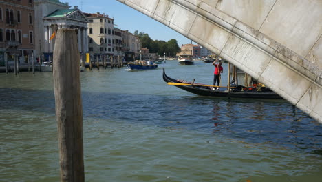 Boats-and-gondola-by-the-venice-canals,-Venice,-Italy