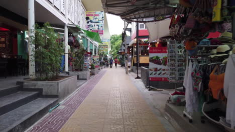 The-streets-of-Phi-Phi-island-in-evening