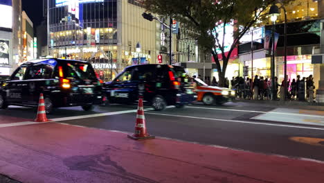 Timelapse-De-Vista-De-Gran-Angular-Del-Paisaje-Urbano-De-Tokio-En-La-Noche