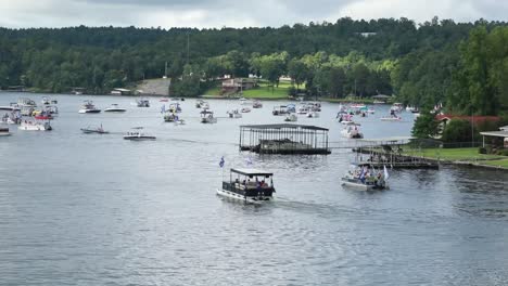 Boats-decorated-to-support-USA-Trump-Pence-2020