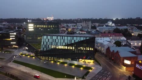 Nuevo-Centro-De-Negocios-Magnus-En-El-Centro-De-La-Ciudad-De-Kaunas,-Lituania