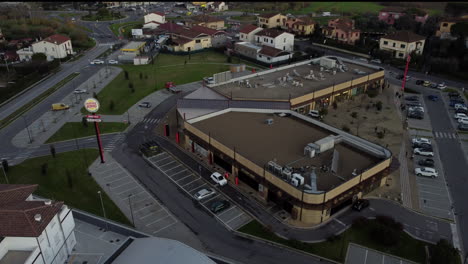 Aerial-view-of-Burger-King-drive-in-the-evening