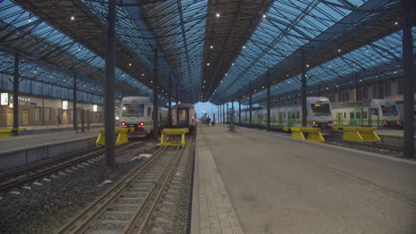 Train-platforms-inside-Helsinki-Central-Railway-Station