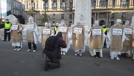 Ein-Fotograf-Kommt-Den-Klimawandel-Demonstranten-Ganz-Nah