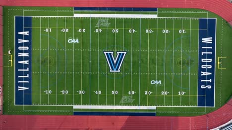 Campo-De-Fútbol,-Atletismo-Y-Gradas-Del-Estadio-De-Los-Wildcats-De-La-Universidad-De-Villanova