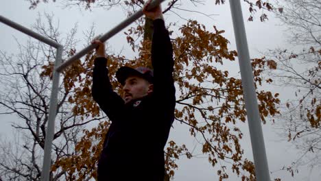 A-man-working-out-outdoors