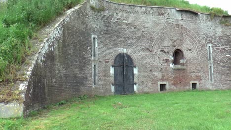 Munitionslager-Aus-Dem-Jahr-1800-Aus-Fort-Buitensluis-In-Den-Niederlanden