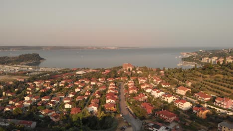 Esta-Es-Una-Foto-De-Revelación-De-Un-Dron-De-4k-De-La-Hermosa-Ciudad-De-Piran-En-Eslovenia