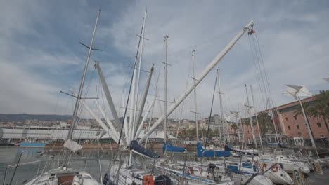 Arquitectura-Bigo-Por-Renzo-Piano-En-Genova,-Puerto-Viejo