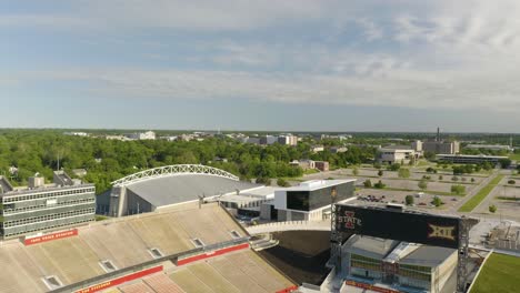 Isus-Jack-Trice-Fußballstadion-Enthüllt