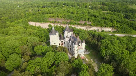 Flyaway-shot,-revealing-Castle-Gwynn-in-Arrington,-Tennessee