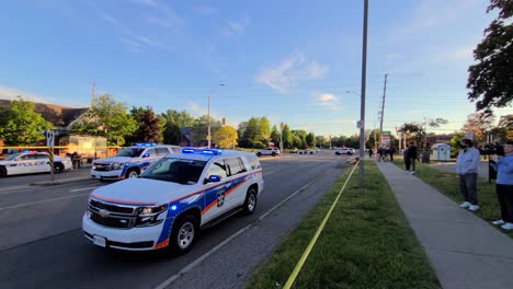 Parámetro-Asegurado-Por-La-Policía-Montada-Real-Canadiense-En-Mississauga