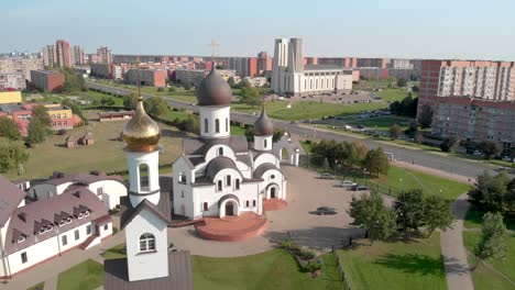 Pokrov-Nikolskaya-orthodox-church-in-Klaipeda,-Lithuania