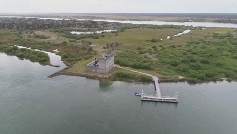 Tiro-De-Drone-Del-Monumento-Nacional-Fuerte-Matanzas,-St