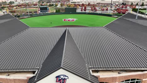 Baseballstadion-Und--feld-Der-Liberty-University