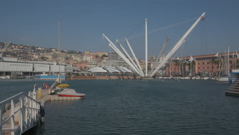 Génova-Antiguo-Puerto-Antiguo-Porto-Antico-Y-Bigo-Famosa-Atracción-Del-Ascensor-Panorámico-De-Renzo-Piano