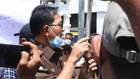 demonstration-against-the-appointment-of-village-officials-who-are-considered-full-of-fraud-in-front-of-the-Blora-Central-Java-Indonesia-state-prosecutor's-office,-4-January-2022