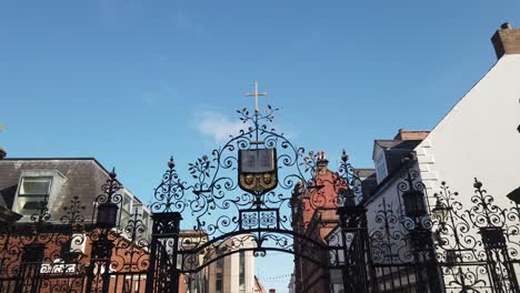 The-entrance-gate-to-St-Giles'-Parish-Church-in-Wrexham