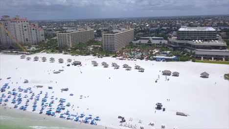 Drohnenaufnahme-Des-JW-Marriot-Marco-Island-Beach-Resort-Während-Des-Tages